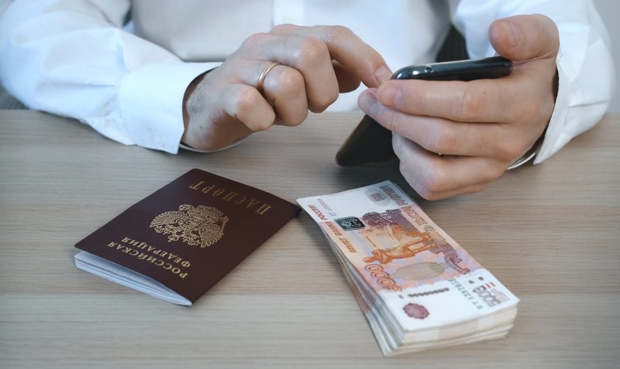 Россиянам напомнили, когда их не имеют права вызывать на работу